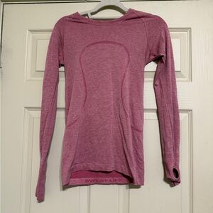 Rare Lululemon Swiftly Tech Sparkle collection Size 6